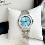 z7714510594304_608bbd9eb930a7a9e136880d33e60870